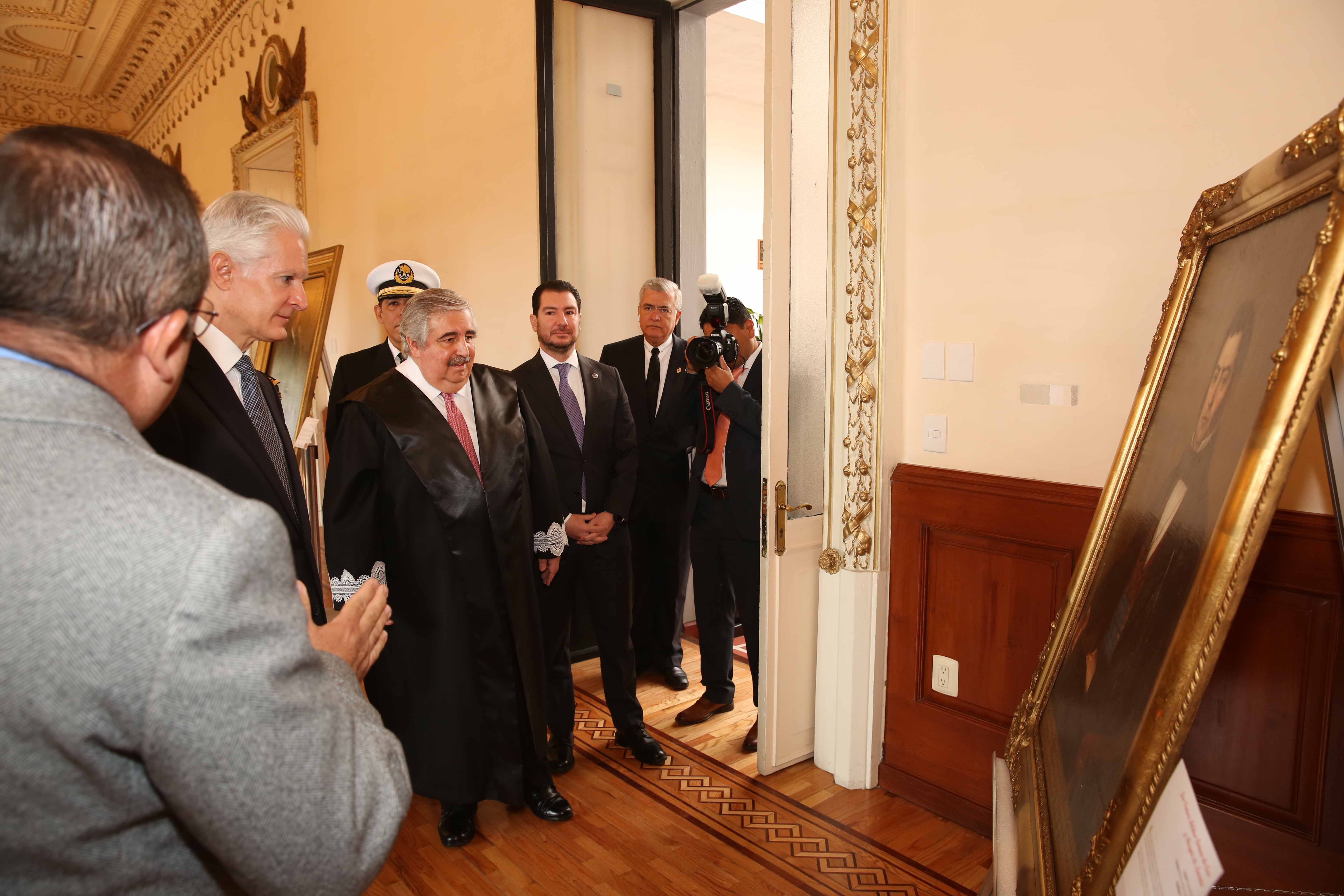 198 Aniversario - Exposición